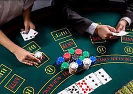 Queen Casino mobile app download screen shown on an Android smartphone